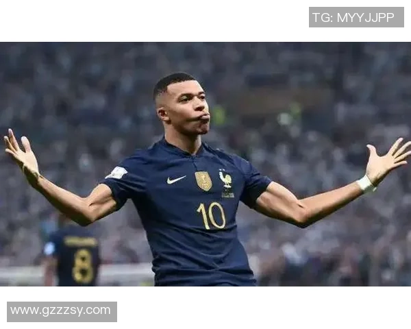 法国足球队历史最佳球员盘点 谁能称霸蓝色军团的球星榜单